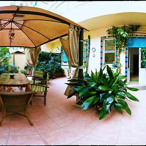 B&B Livingstone
